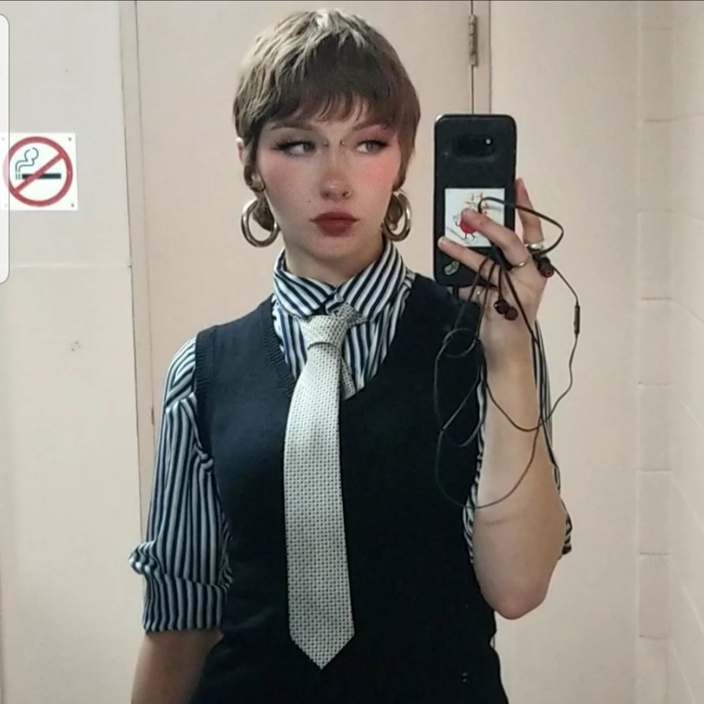 Meet your Posher, Danaë